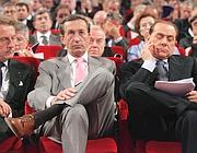 Fini e Berlusconi in una foto d'archivio
